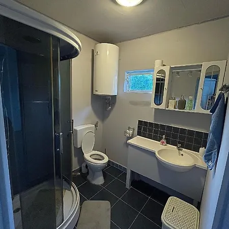 بيت للعطل Alkotas *