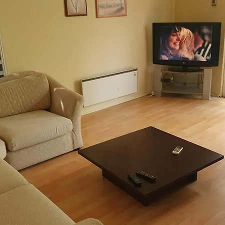 Alkotás * Balatonmáriafürdő