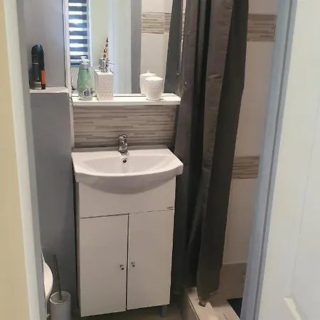 Alkotas بيت للعطل *