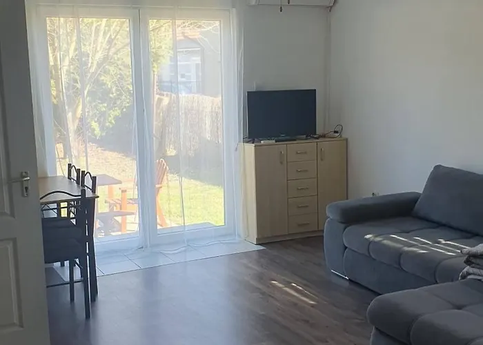 Alkotas * Balatonmáriafürdő